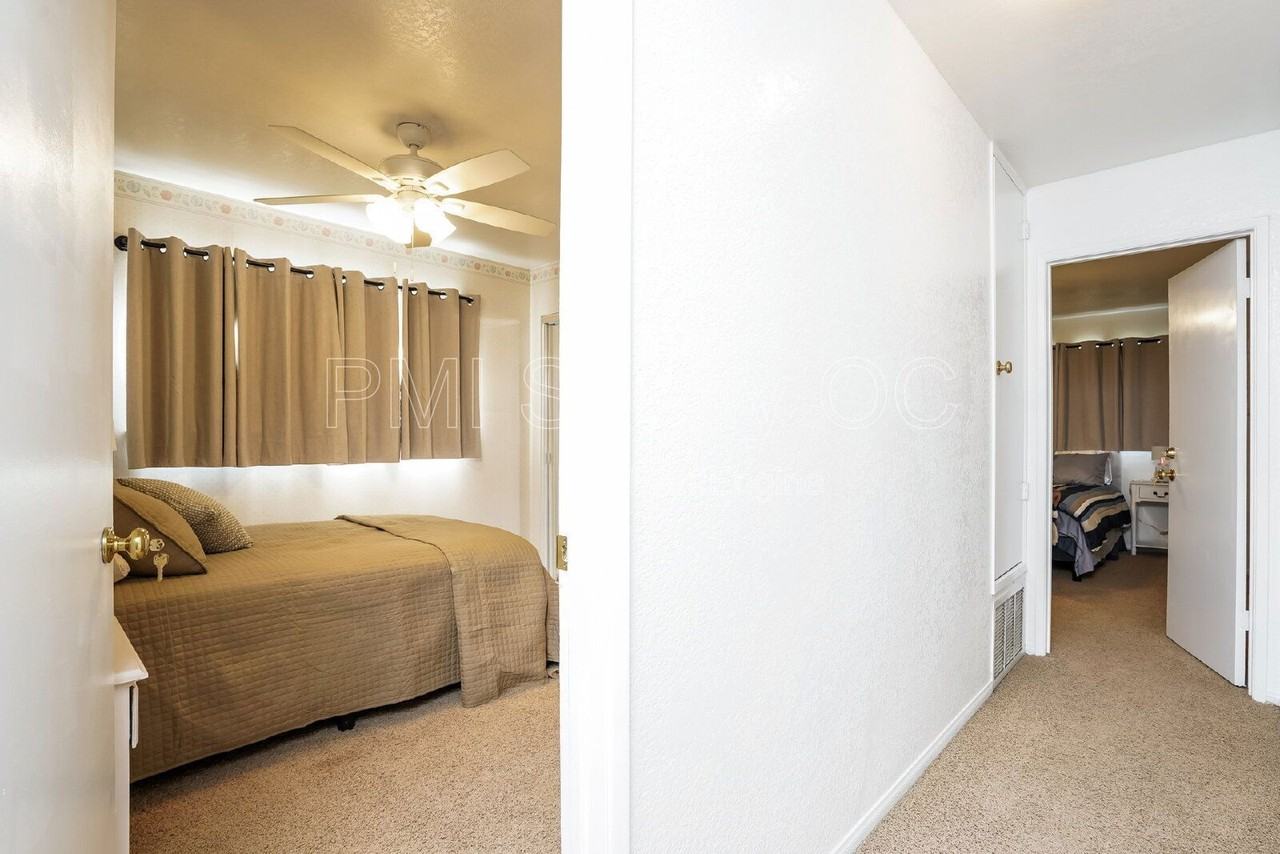 9379 Esther St - Photo 7 of 26