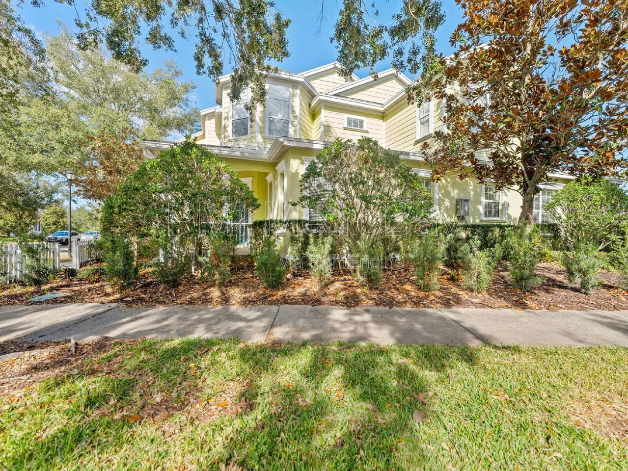 6222 Hadley Commons Dr - Photo 5 of 43