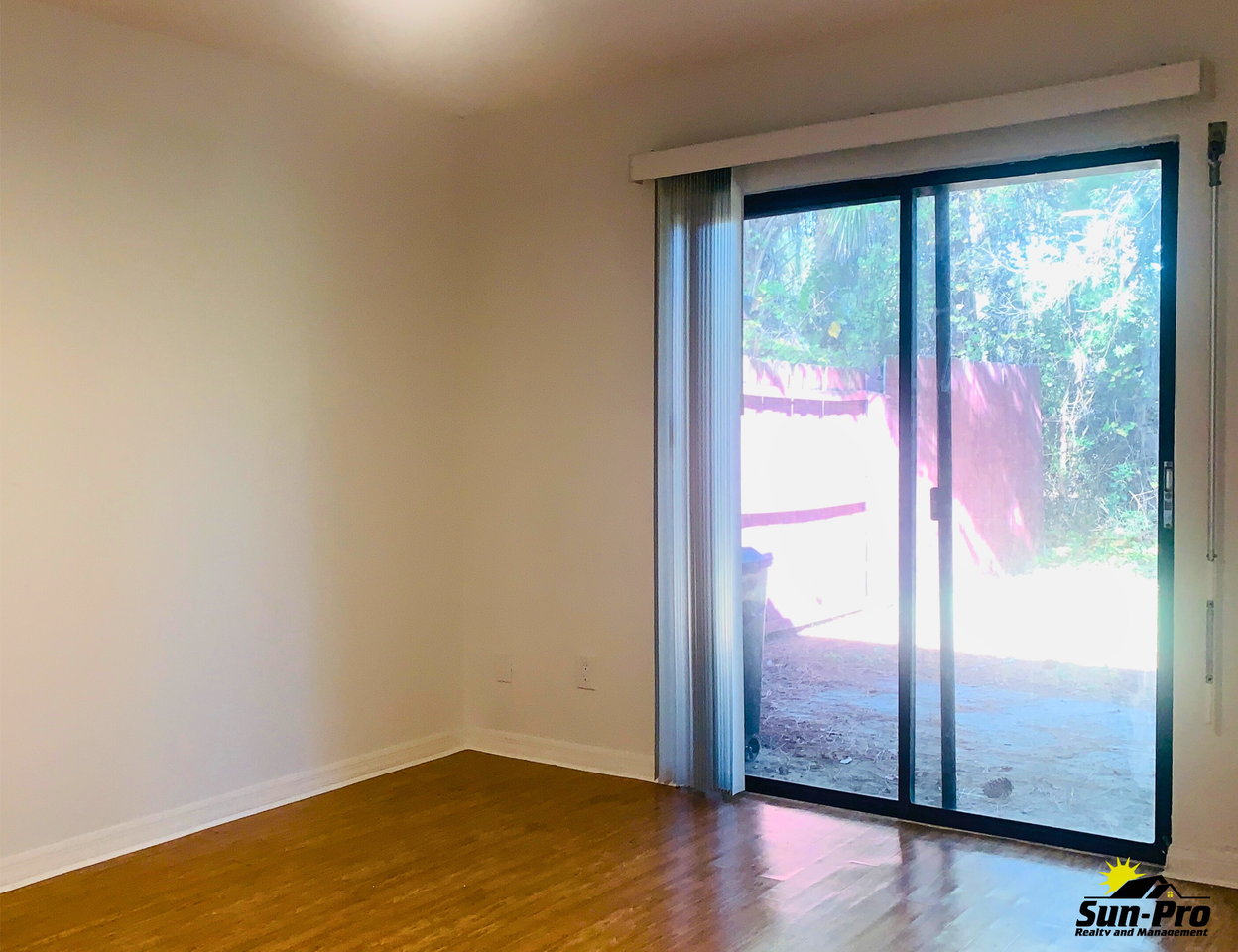 1019 Fox Trace Ct - Photo 6 of 20