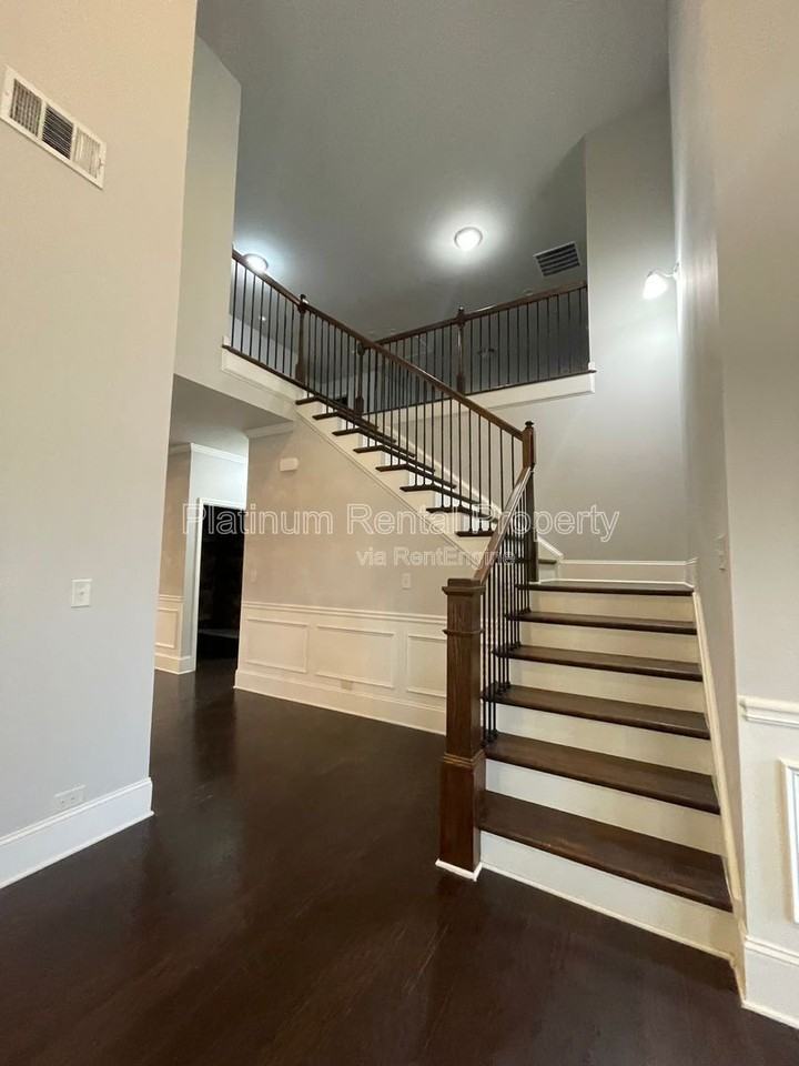 4540 Tovero Pass - Photo 7 of 50