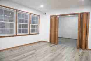 5828 Erskine St #4 - Photo 1 of 1