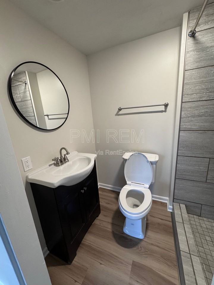 470 Sumner St #3 - Photo 7 of 13