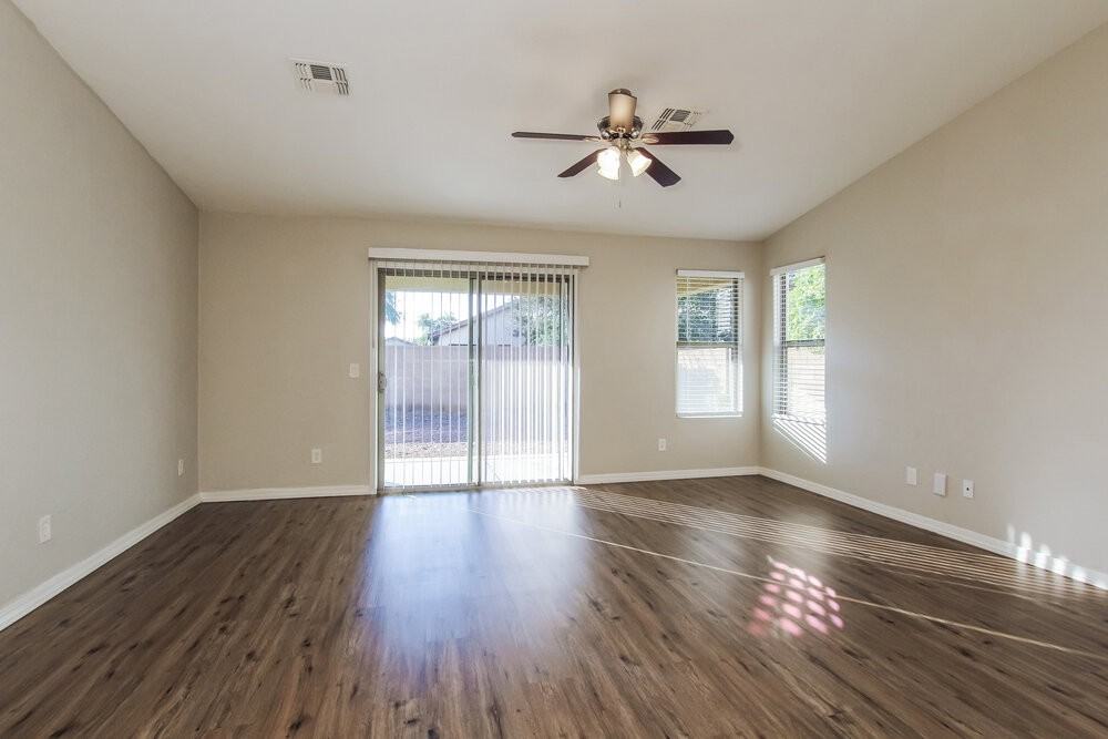 14105 W Rosewood Dr - Photo 3 of 16