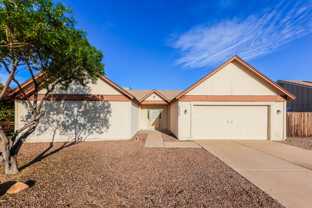 6528 W Grandview Rd - Photo 1 of 1