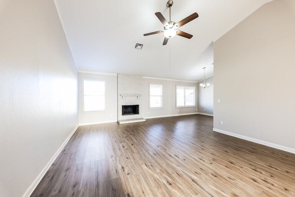 6528 W Grandview Rd - Photo 3 of 16