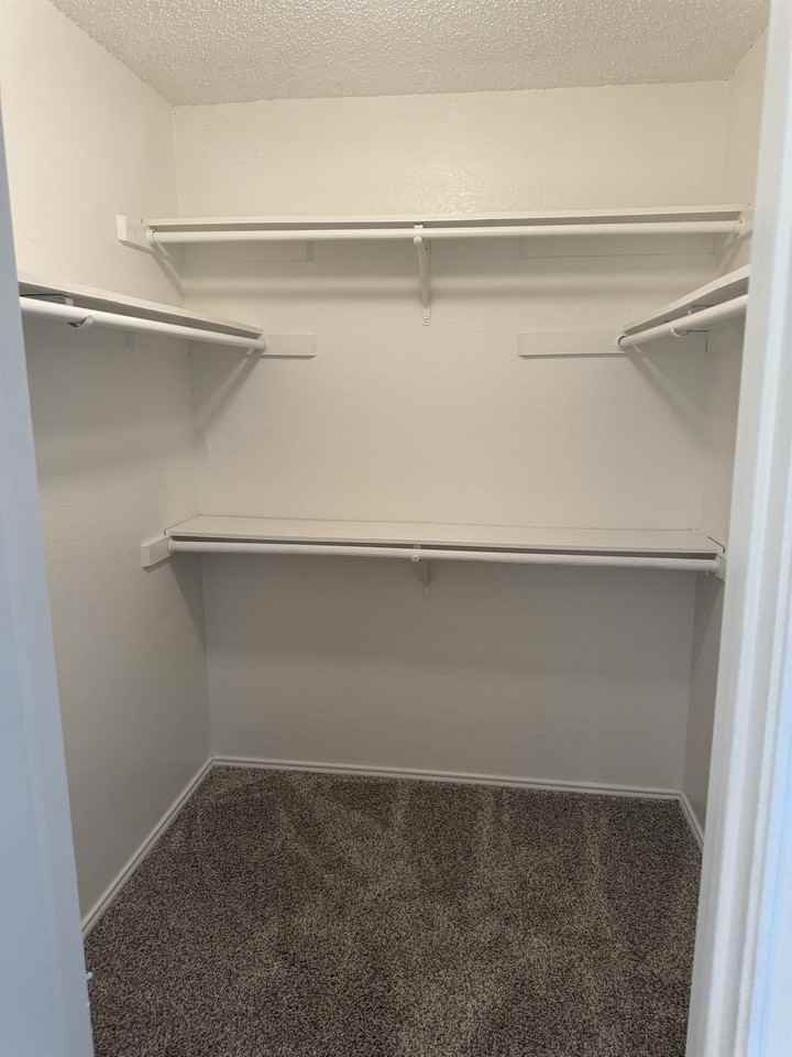 5922 Westcreek Dr - Photo 2 of 21