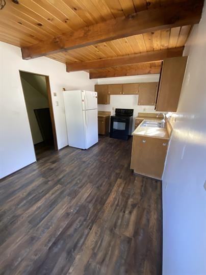 2000 Pioneer Way - Photo 6 of 26