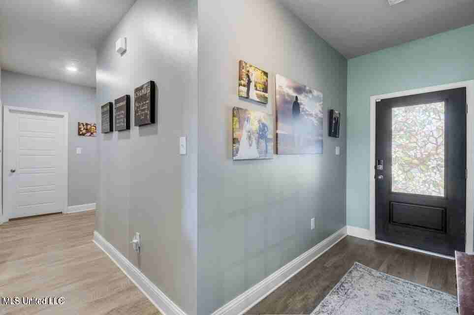5126 Fairbury Way - Photo 3 of 28