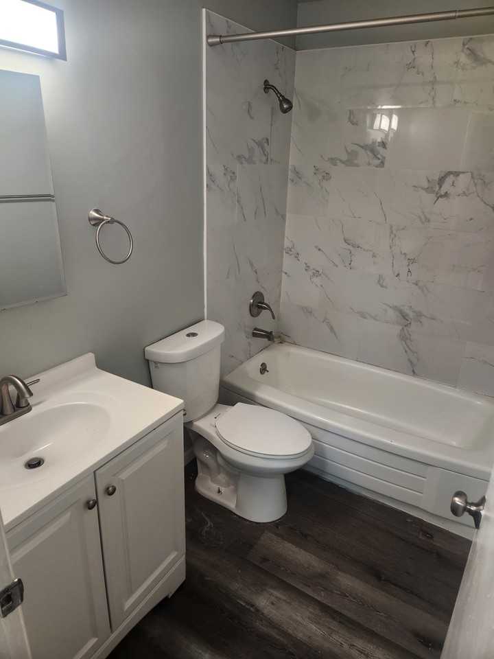 2015 82nd Ave #3 - Photo 4 of 17