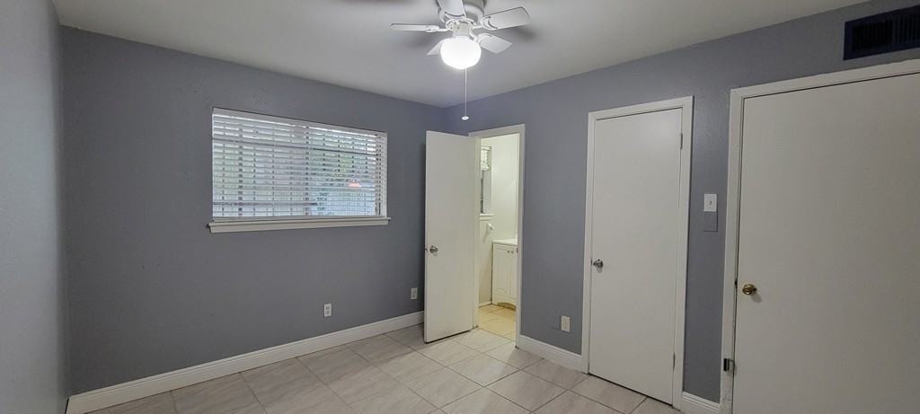 9731 Trumpet St - Photo 7 of 10