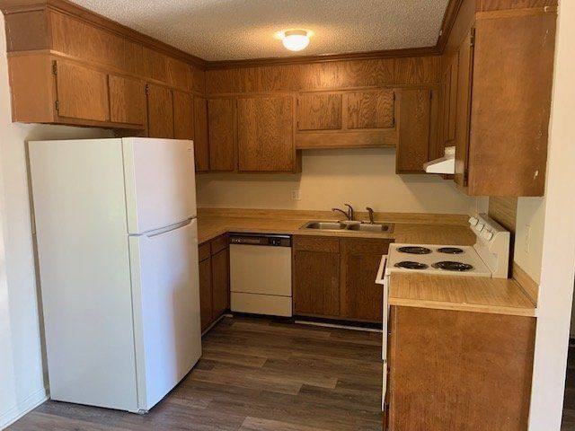 810 Bs Barbecue Rd - Photo 3 of 10