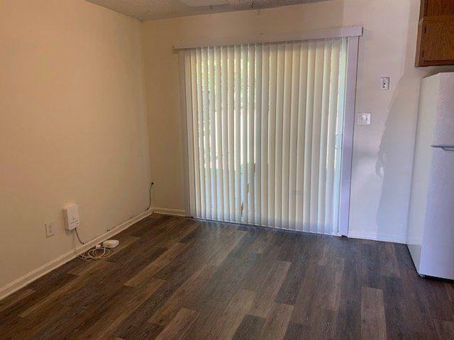 810 Bs Barbecue Rd - Photo 4 of 10