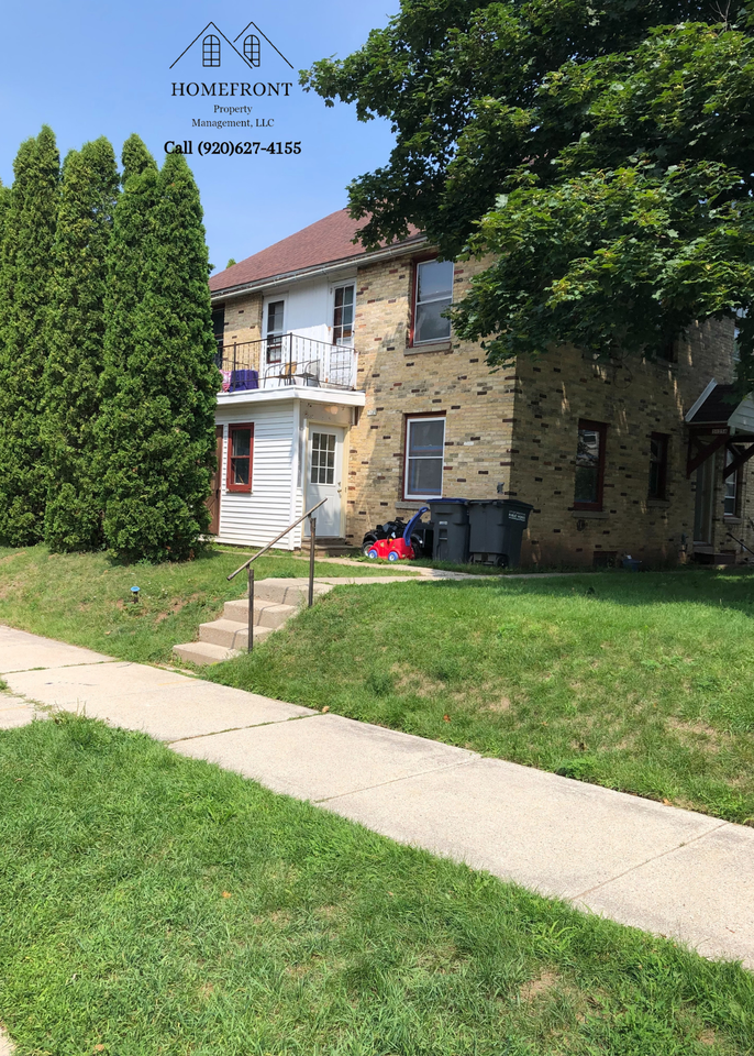 3127 N 27th St Uppr #2 - Photo 2 of 10