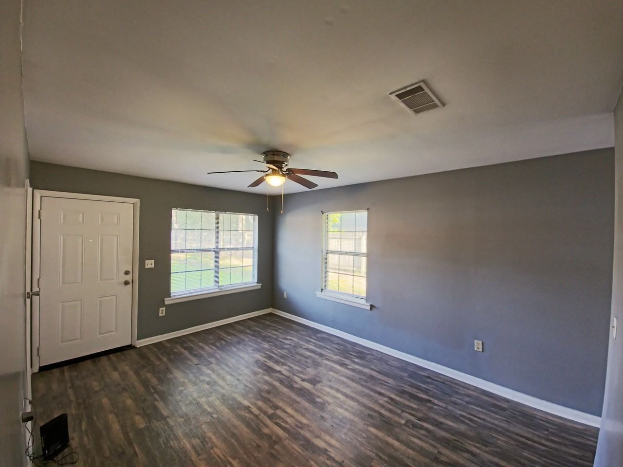 1811 Morningside Dr Bldg C - Photo 6 of 8