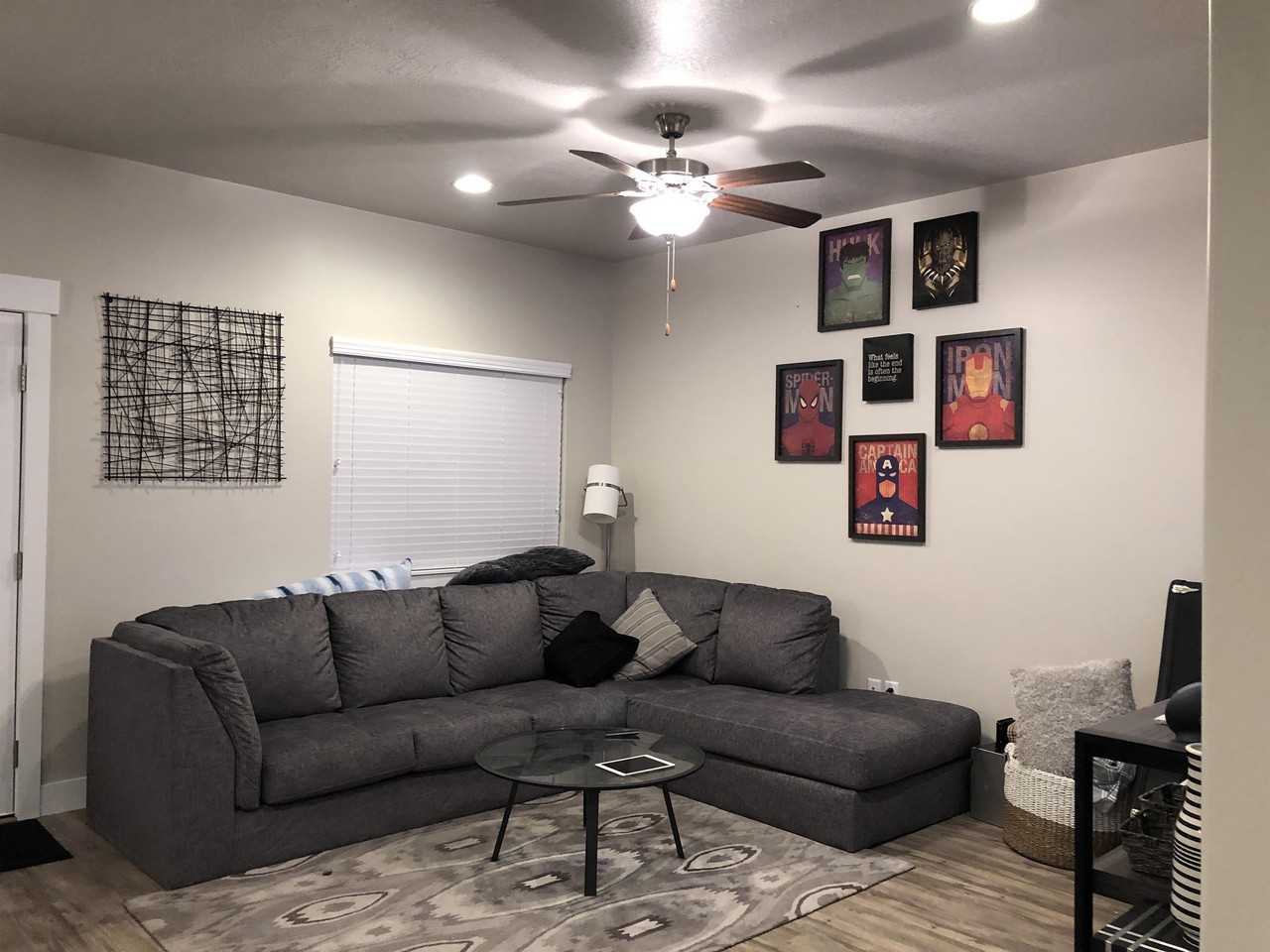 703 Sw #3 - Photo 2 of 5