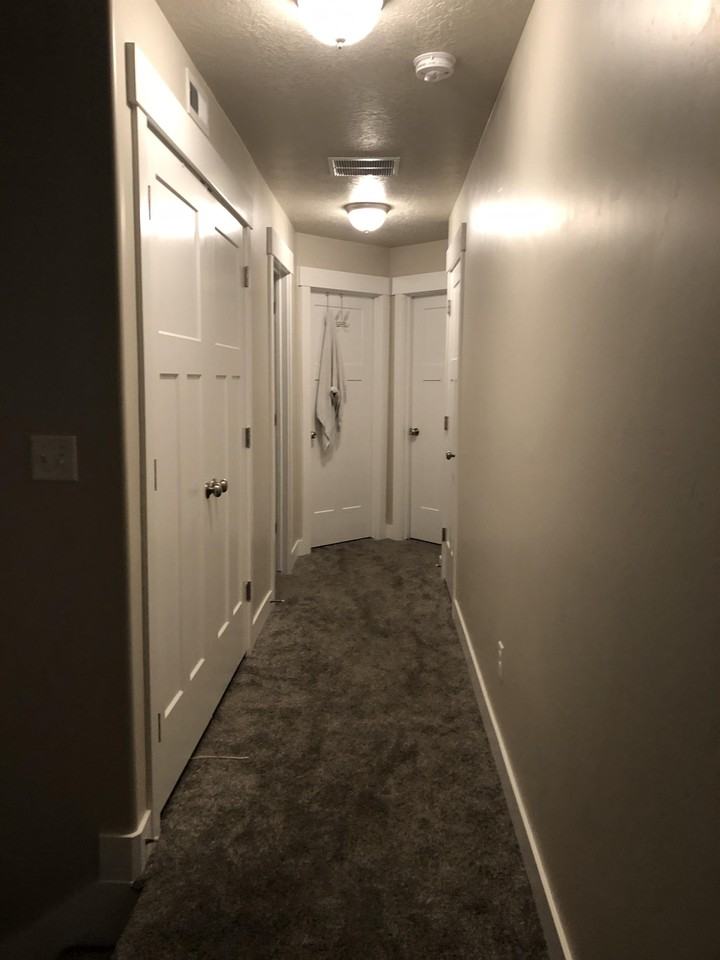 703 Sw #3 - Photo 5 of 5