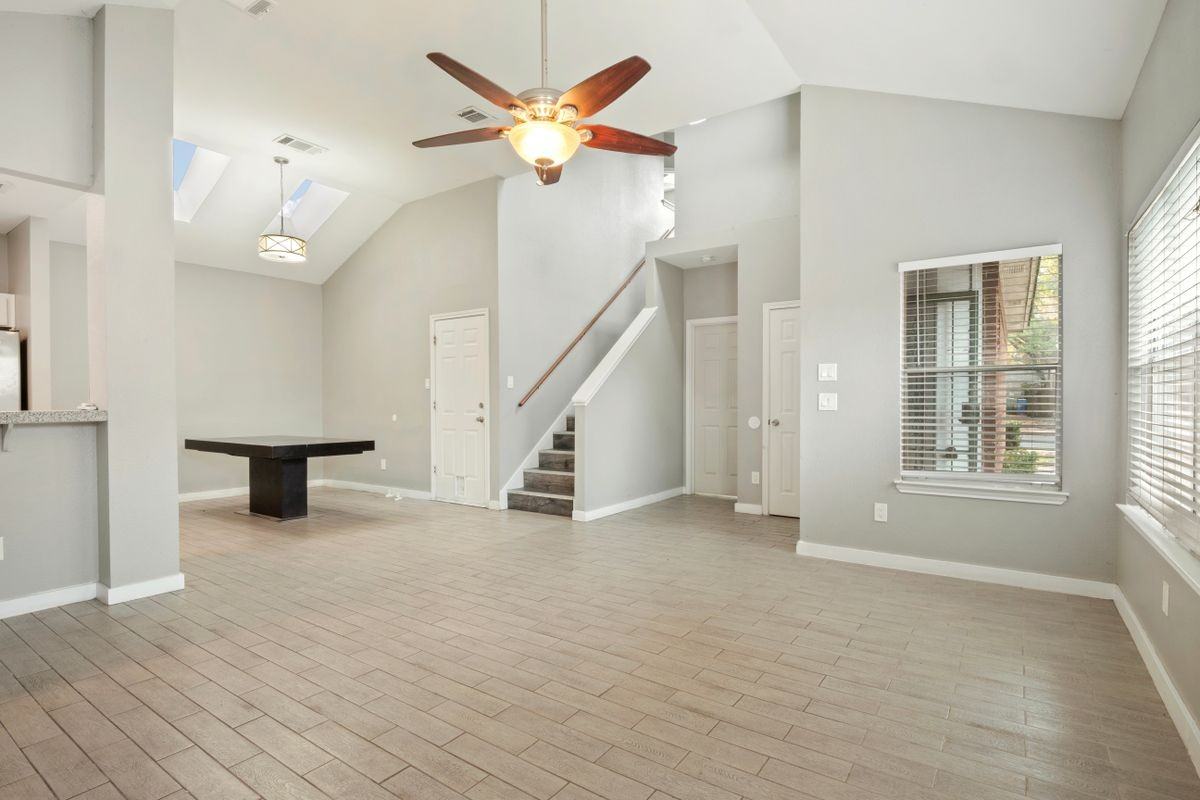 16801 Gravesend Rd - Photo 6 of 30