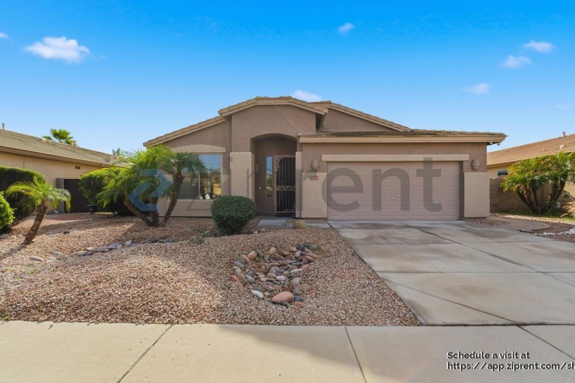 2131 E Bellerive Pl - Photo 2 of 44