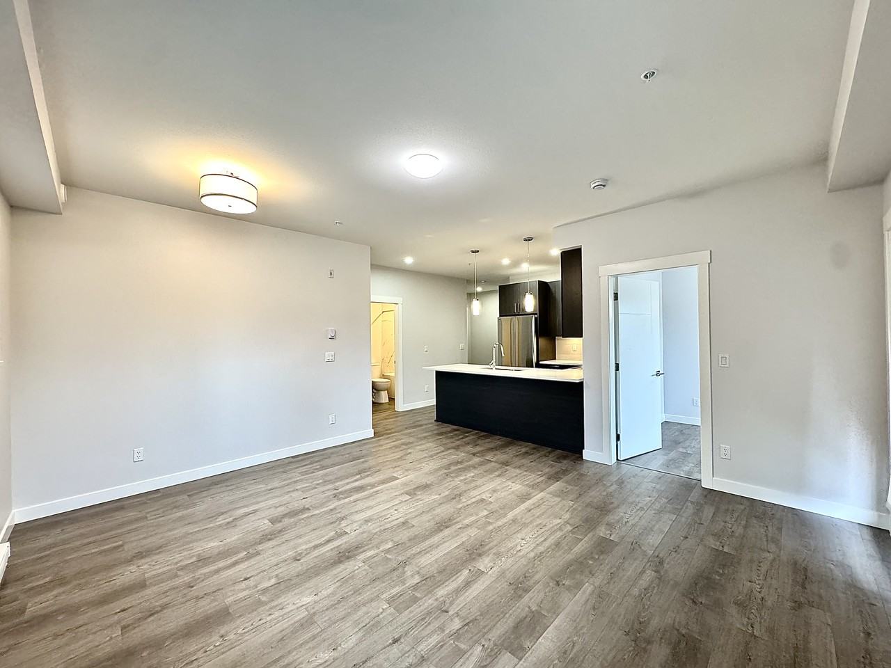 33886 Pine Street #306 - Photo 7 of 30