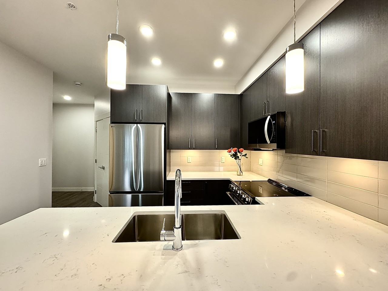 33886 Pine Street #306 - Photo 5 of 30