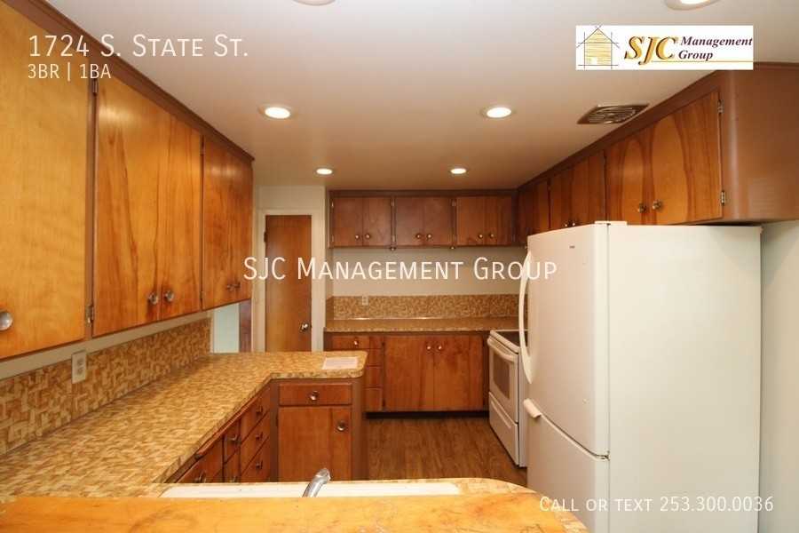 1724 S State St - Photo 7 of 26