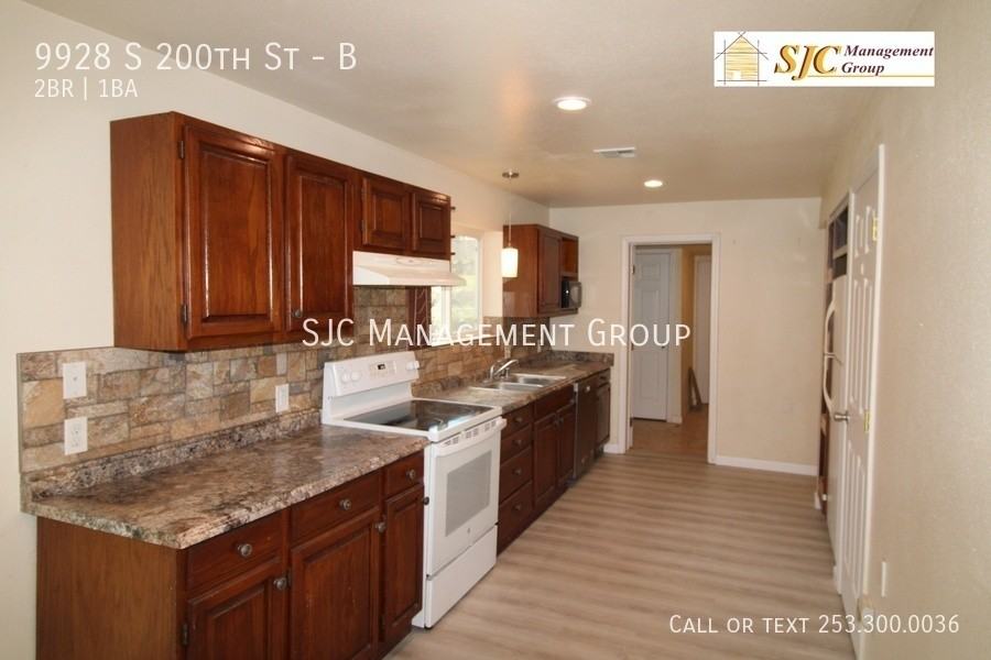 9928 S 200th St #B - Photo 6 of 11