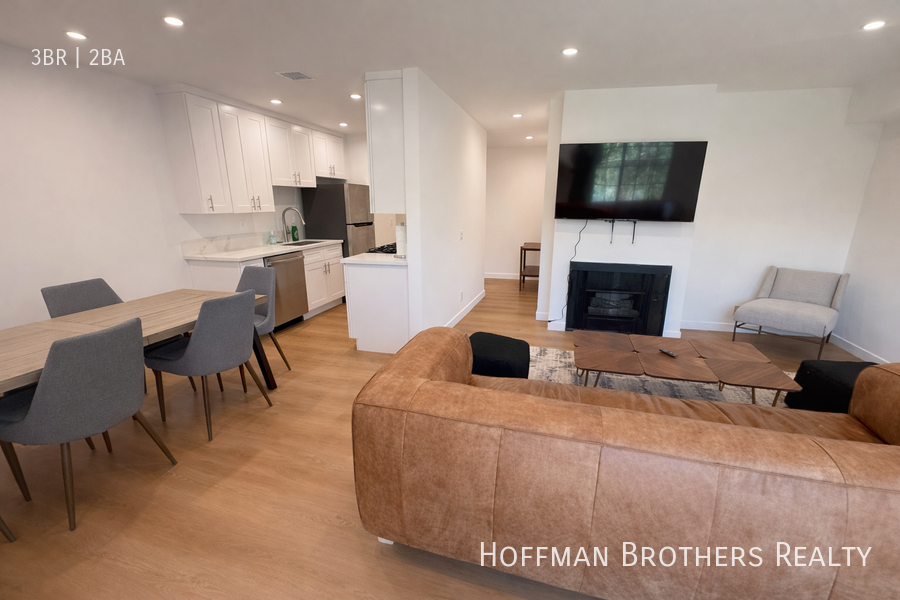 7441 Hazeltine Ave #201 - Photo 2 of 17