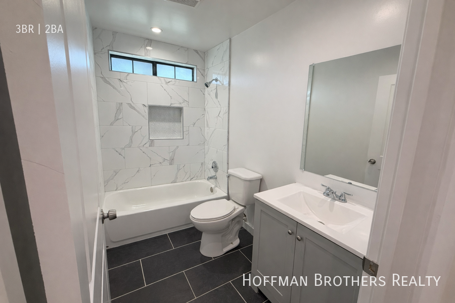 7441 Hazeltine Ave #201 - Photo 3 of 17