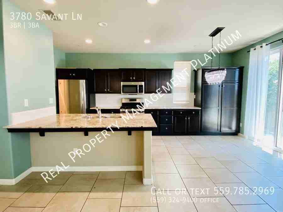 3780 Savant Ln - Photo 4 of 34