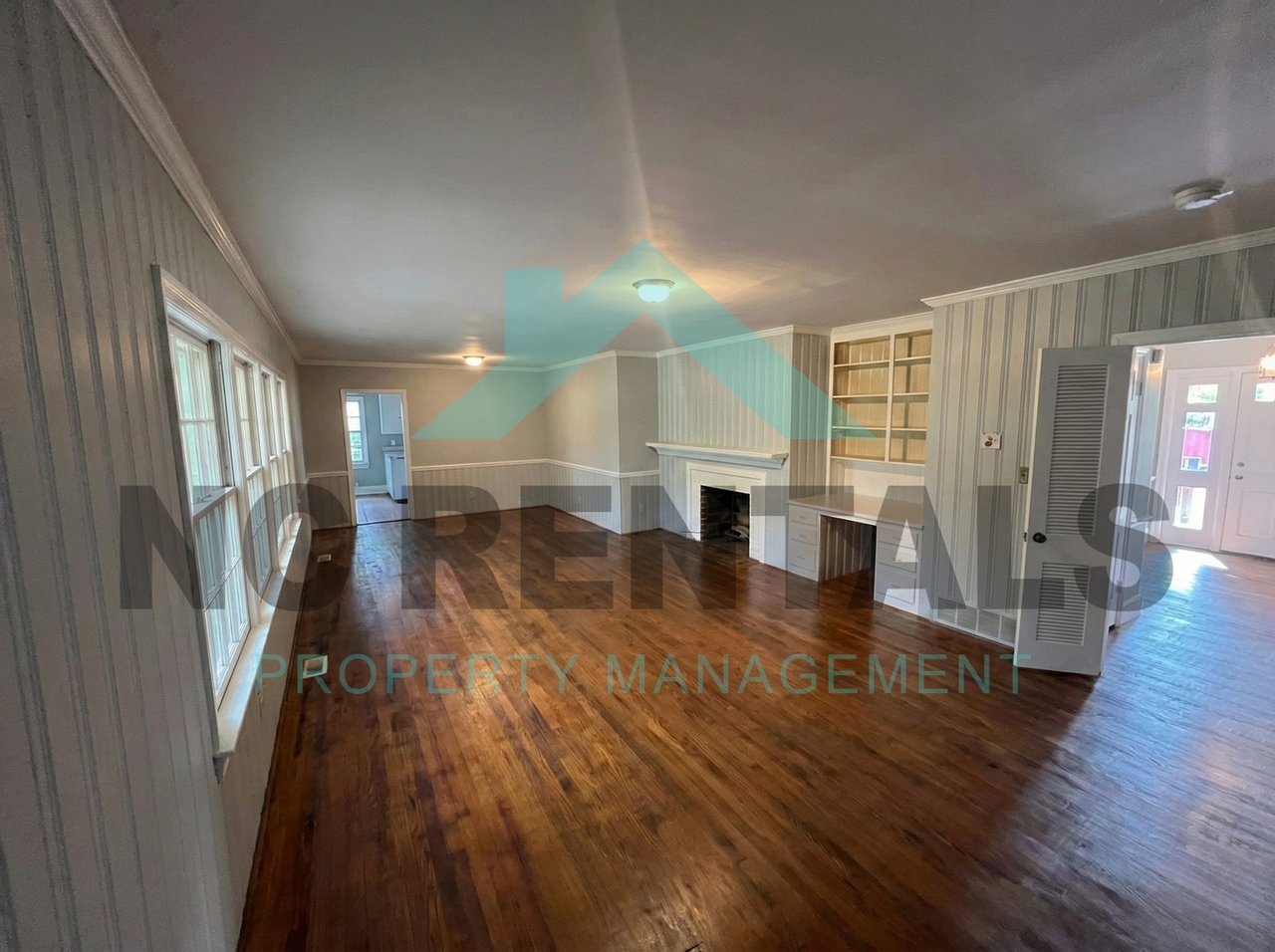 414 N 3rd St - Photo 4 of 19