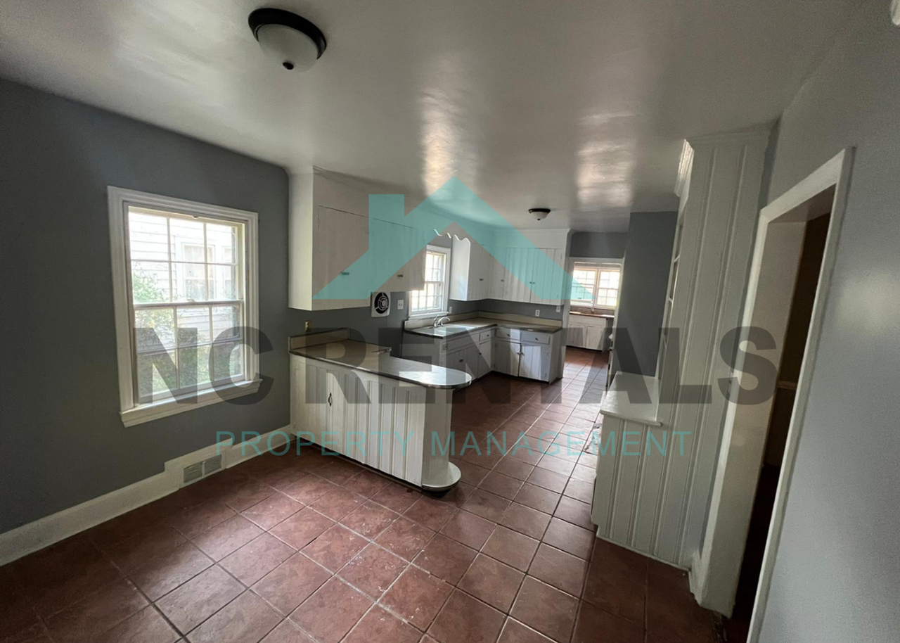 414 N 3rd St - Photo 6 of 19