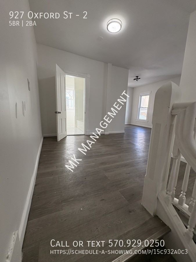 927 Oxford St #2 - Photo 2 of 33