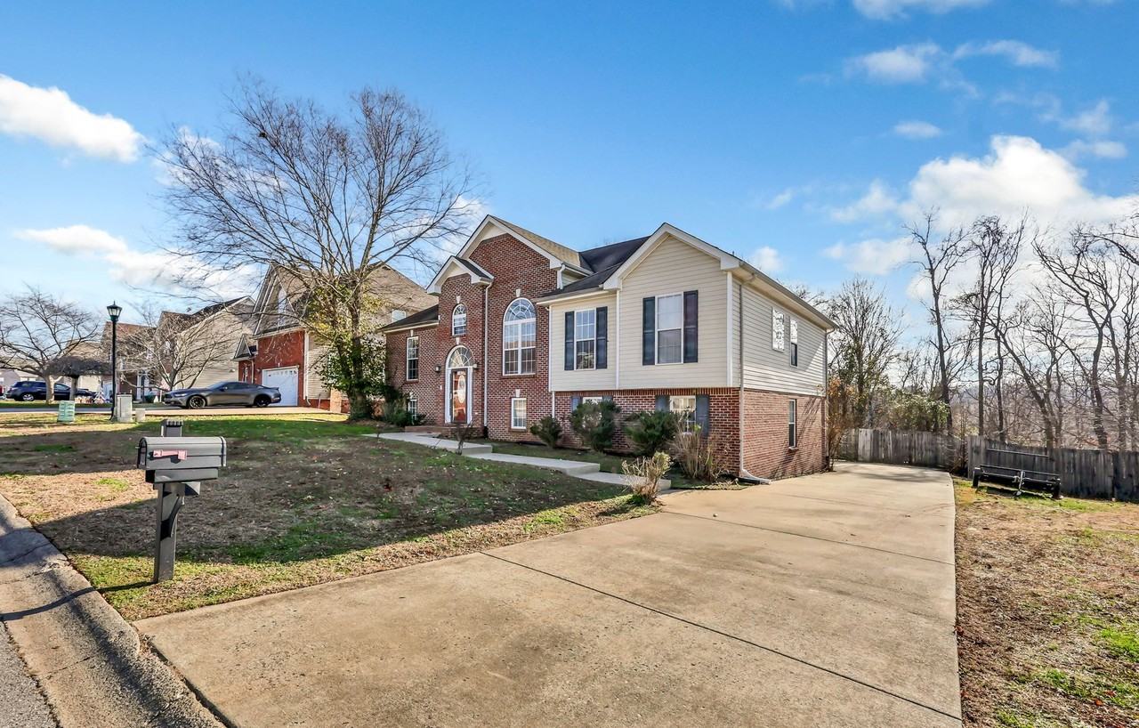 514 Winding Bluff Way - Photo 6 of 48