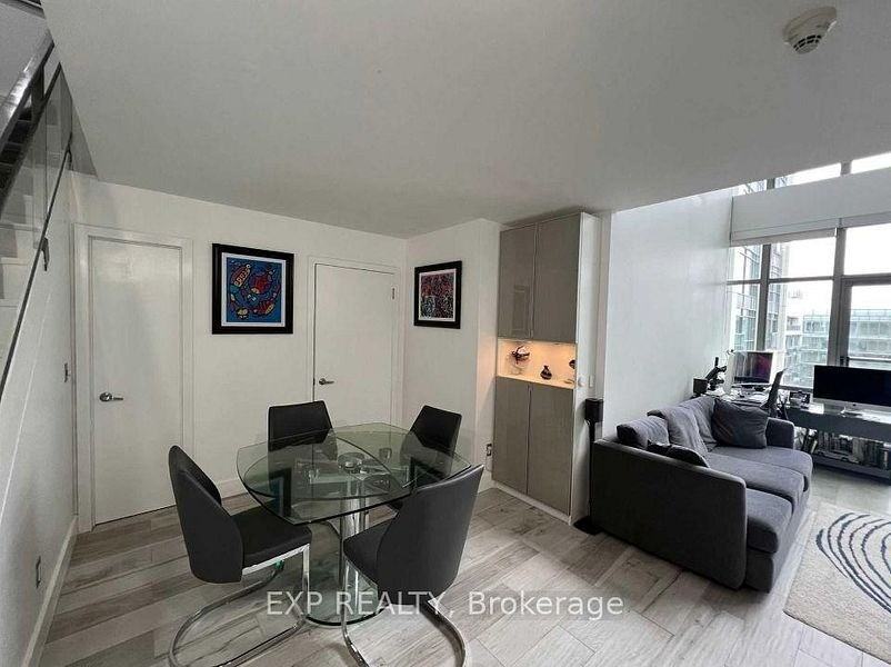 637 Lake Shore Boulevard West #632 - Photo 2 of 15