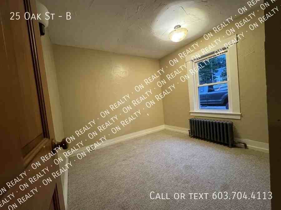 25 Oak St #B - Photo 3 of 17