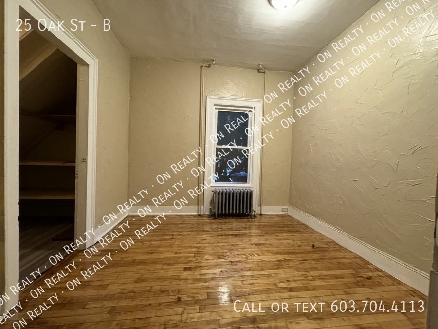 25 Oak St #B - Photo 5 of 17