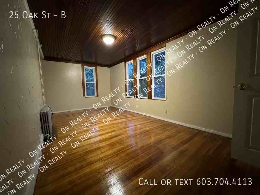 25 Oak St #B - Photo 6 of 17