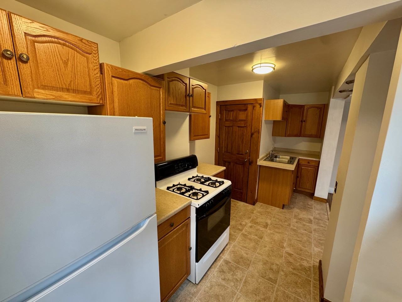 103 Luton Ave Se #2 - Photo 3 of 14
