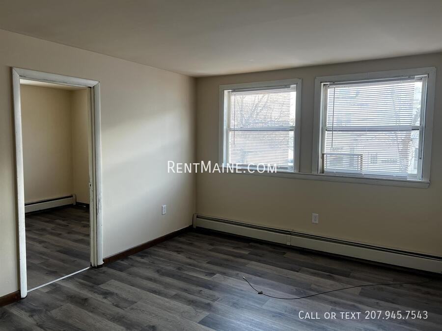 47 Sanford St #5 - Photo 5 of 13