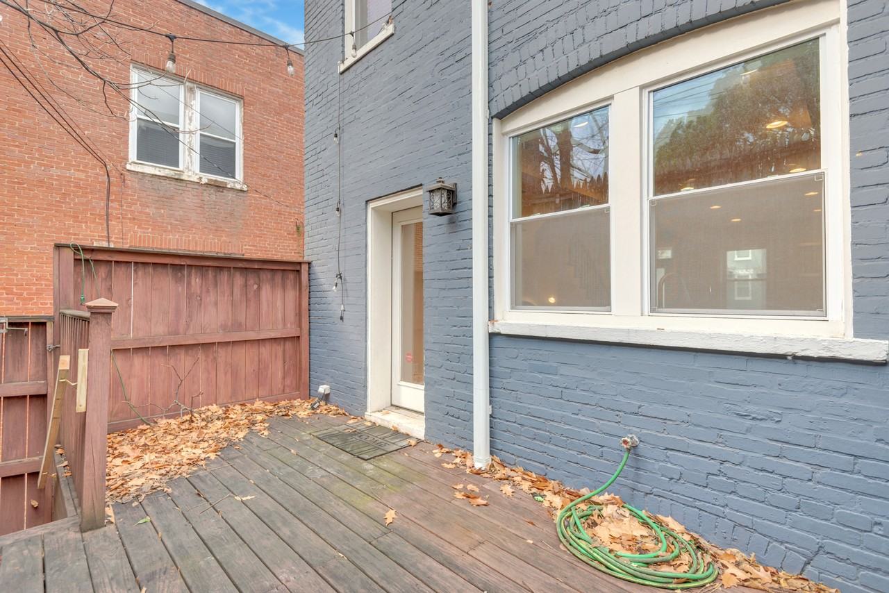 1425 C St Ne - Photo 7 of 21