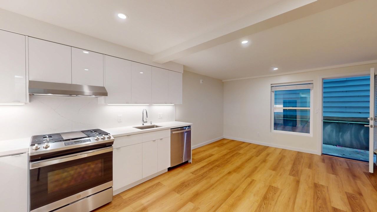 3099 Washington St #28 - Photo 4 of 22