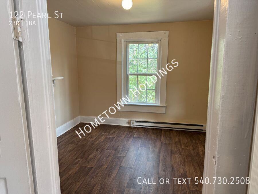 122 Pearl St - Photo 6 of 8
