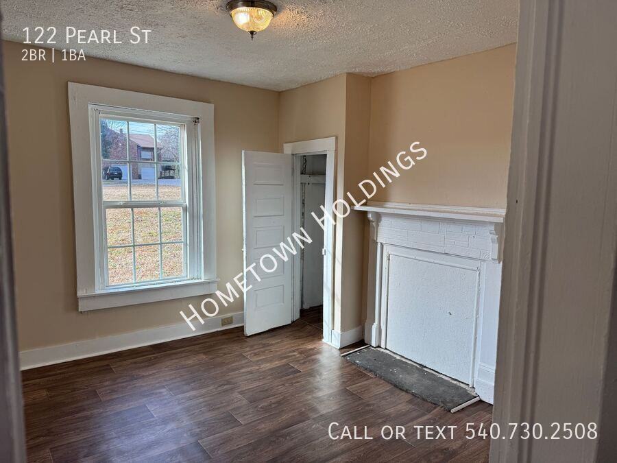 122 Pearl St - Photo 7 of 8