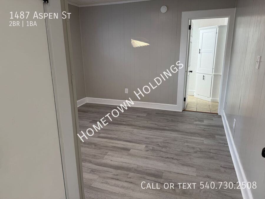 1487 Aspen St - Photo 5 of 9