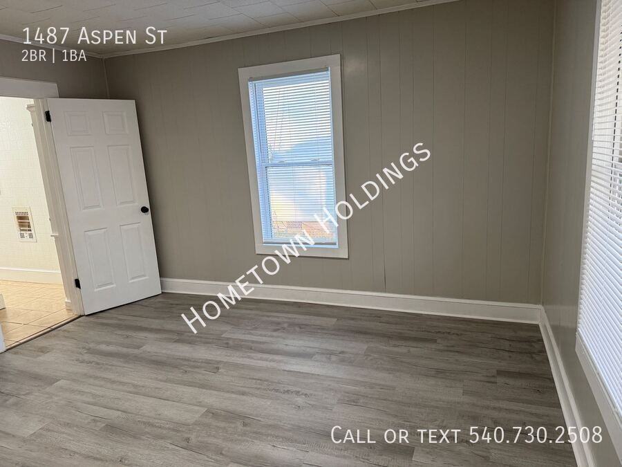 1487 Aspen St - Photo 6 of 9