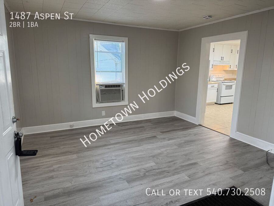 1487 Aspen St - Photo 7 of 9