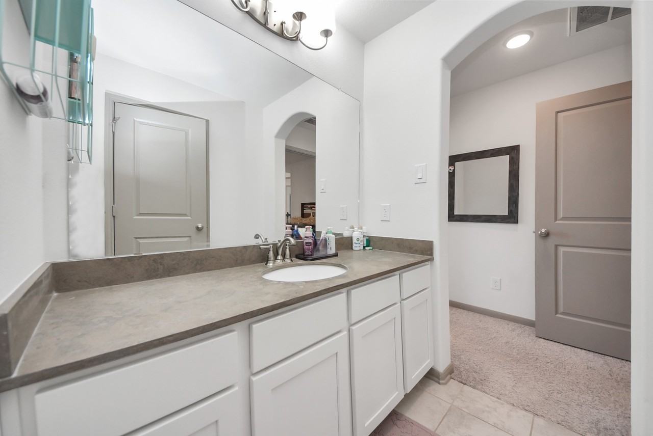 1911 Sapphire Pines Ln #1911 - Photo 4 of 48