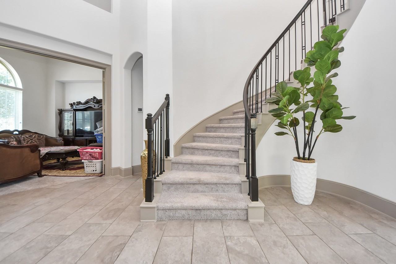 1911 Sapphire Pines Ln #1911 - Photo 6 of 48