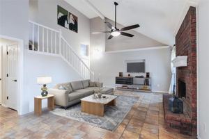 featured image of 2123 Ridgecliff Dr #2123