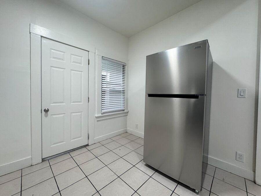 71 10th Street - Photo 5 of 17